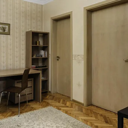 Aristocratic 2 Bedroom Flat Next To Ndk * Sofia