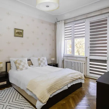 Aristocratic 2 Bedroom Flat Next To Ndk *