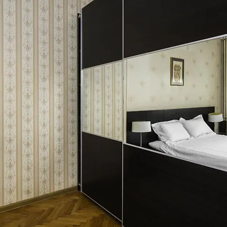 Aristocratic 2 Bedroom Flat Next To Ndk Sofia